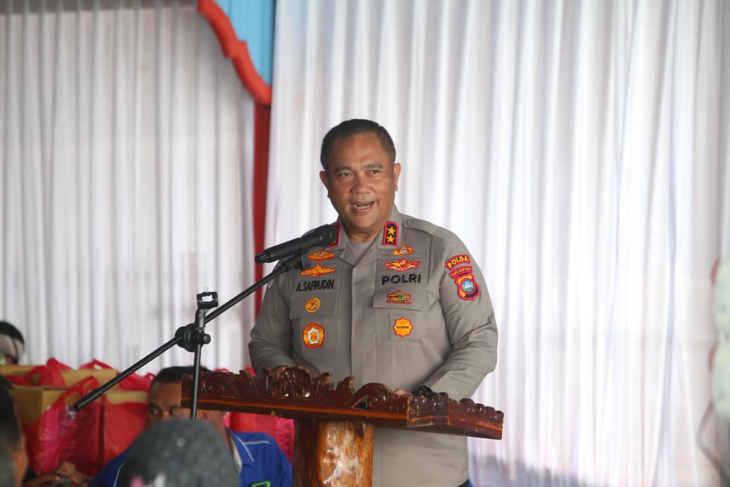 Jumat Curhat Kapolda Kepri dengan Nelayan Jemaja, Perkuat Sinergi Polri dan Masyarakat Pesisir di Anambas