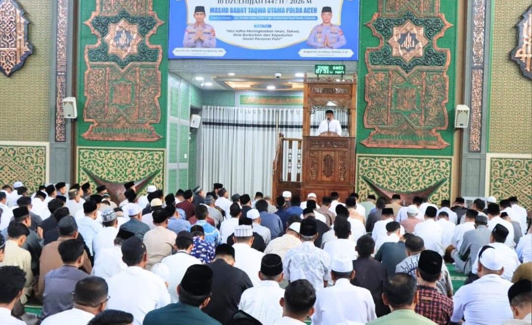 Penuh Kekhusyukan, Kapolda Aceh dan Forkopimda Laksanakan Shalat Idul Adha 1447 H di Masjid Raya Baiturrahman