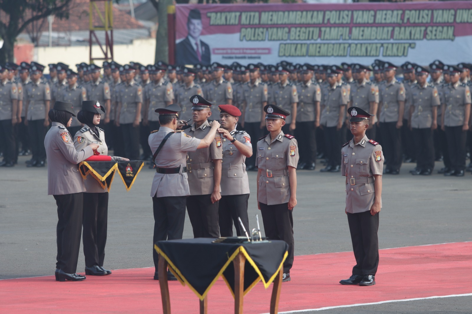Lantik 993 Bintara Polri Gelombang I T.A 2026 di SPN Lido, Kapolda Metro Jaya: Jaga Integritas, Jangan Cederai Hati Warga