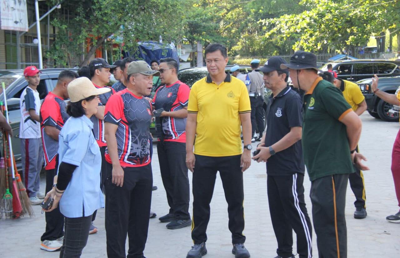 Bersinergi Korve Massal Pasar Kahayan, Wujud Komitmen Polda Kalteng Dukung Penuh Indonesia Asri