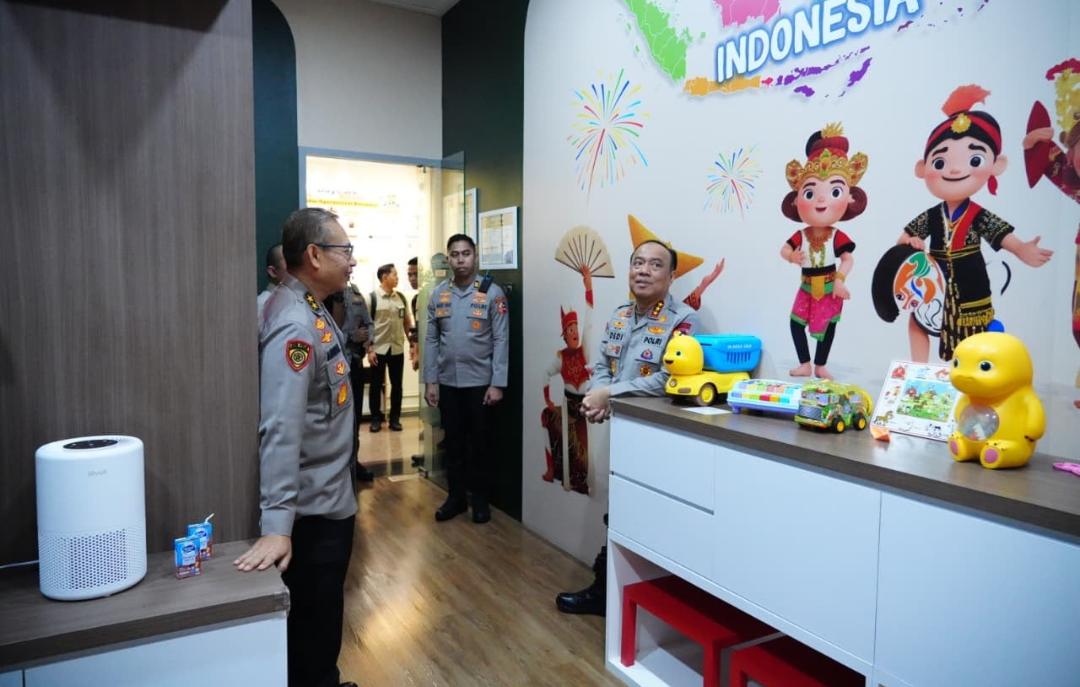 Dukung Kesejahteraan Personel, Wakapolri Komjen Pol. Dedi Prasetyo Cek Fasilitas Daycare Mabes Polri