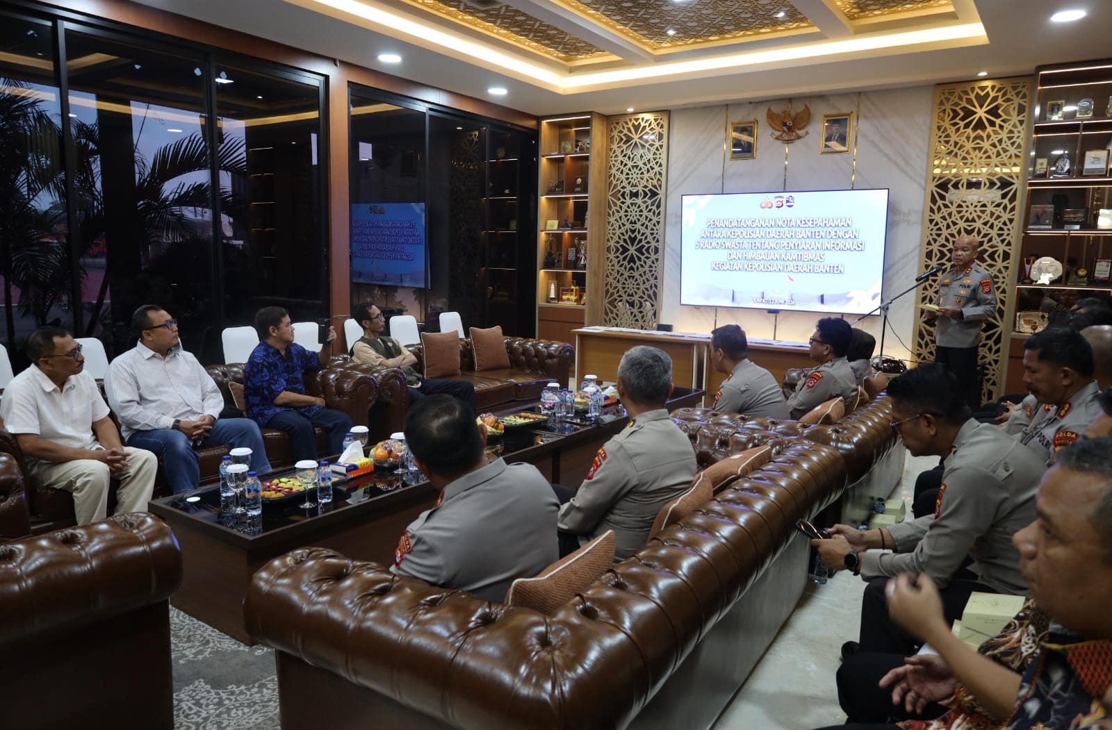 Melalui MoU, Polda Banten dan Radio Swasta Bersinergi Wujudkan Kamtibmas Kondusif