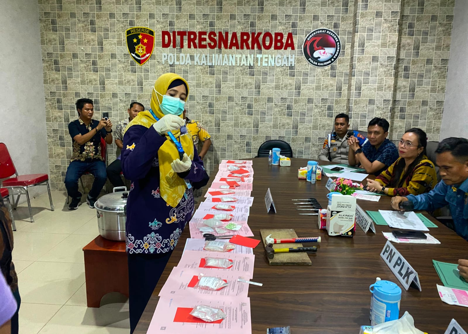 Polda Kalteng Musnahkan Hampir 489 Gram Sabu dan 38 Butir Ekstasi dari 15 Kasus Narkoba