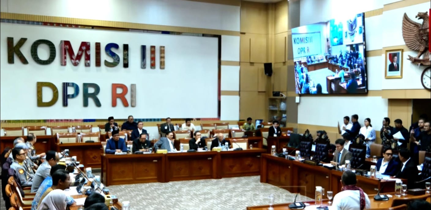 Raker Komisi III DPR RI: Wakapolri Apresiasi Pengesahan RUU Polri, Janji Tingkatkan Profesionalisme
