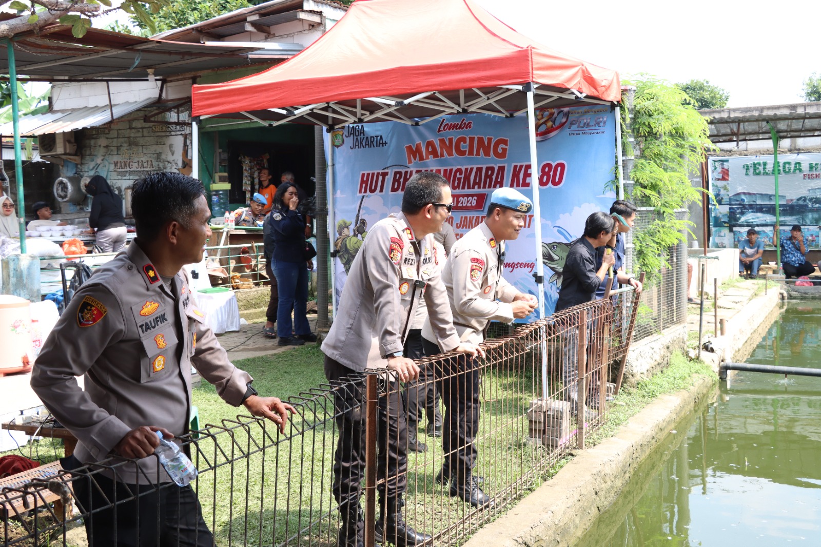 Meriahkan Hari Bhayangkara ke-80, Polsek Kembangan Gelar Lomba Mancing Bersama Masyarakat