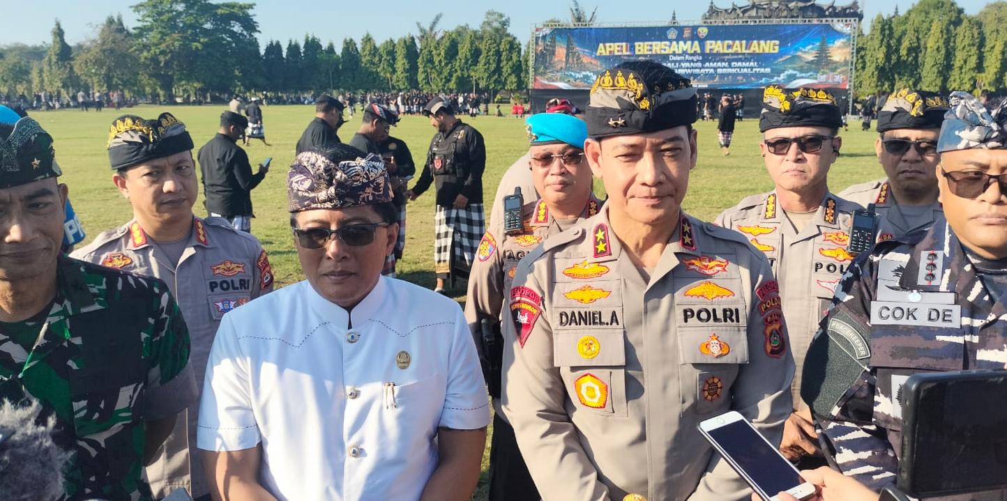 Gelar Apel Bersama Pecalang Polda Bali Komitmen Jaga Kamtibmas Dan Pariwisata Berkualitas