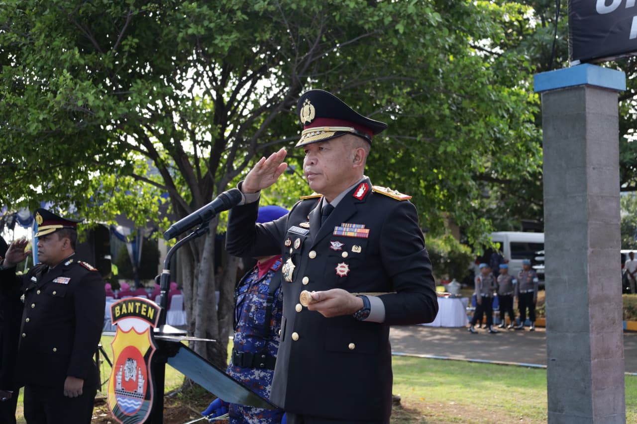 Sambut Hari Bhayangkara ke-80, Polda Banten dan Forkopimda Laksanakan Tabur Bunga di Laut Merak
