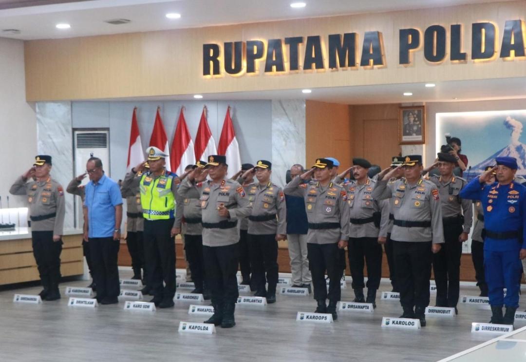 Sambut Hari Bhayangkara ke-80, Polda Jatim Mengikuti Upacara Pemuliaan Nilai-Nilai Tribrata