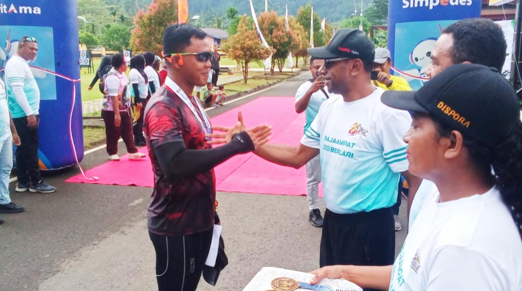 Meriahkan Hari Bhayangkara ke-80: Polres Raja Ampat Gelar Lomba Lari “Raja Ampat Berlari”, Diikuti 531 Peserta Se-Indonesia