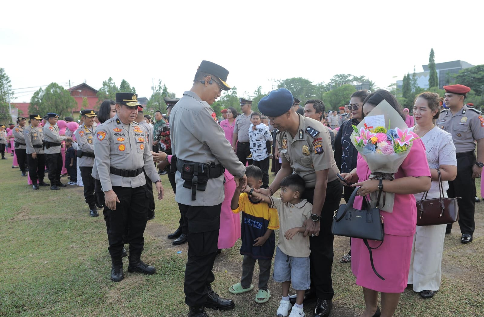 Momentum Hari Bhayangkara ke-80, 863 Personel Polda Kalteng dan Polres Jajaran Naik Pangkat