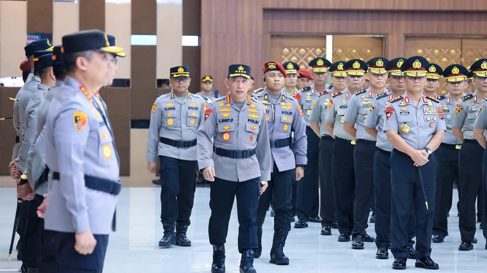 Gelar Korps Raport, Kapolri Kukuhkan Kenaikan Pangkat Empat Jenderal Pejabat BNN
