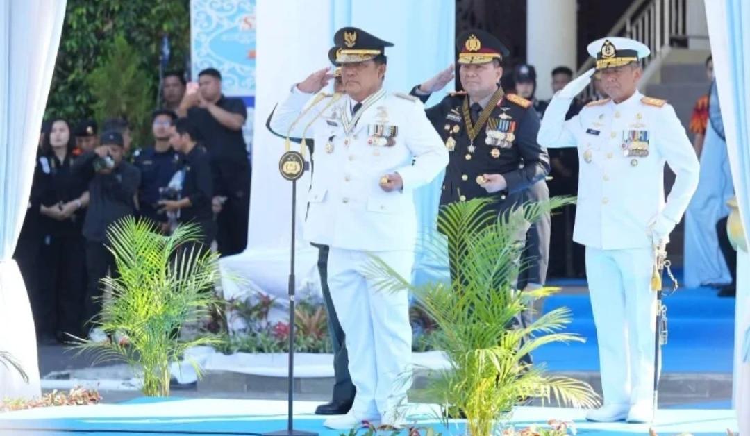 Kapolda Sulut Bersama Forkopimda Dampingi Gubernur Pimpin Upacara Hari Bhayangkara ke-80 di Mako Polda