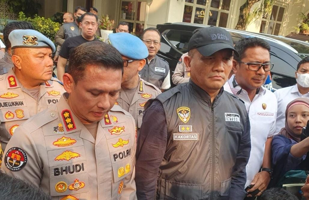 Polri Geledah Cafe de’CLAN dan Koin Money Changer Terkait Mega Korupsi Batu Bara