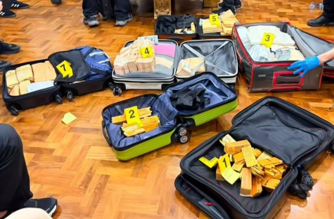 Drama Kamar Rahasia Sentul: Brankas Rp476 Miliar Ditemukan di Rumah Diduga Milik Jampidsus Febrie Adriansyah!