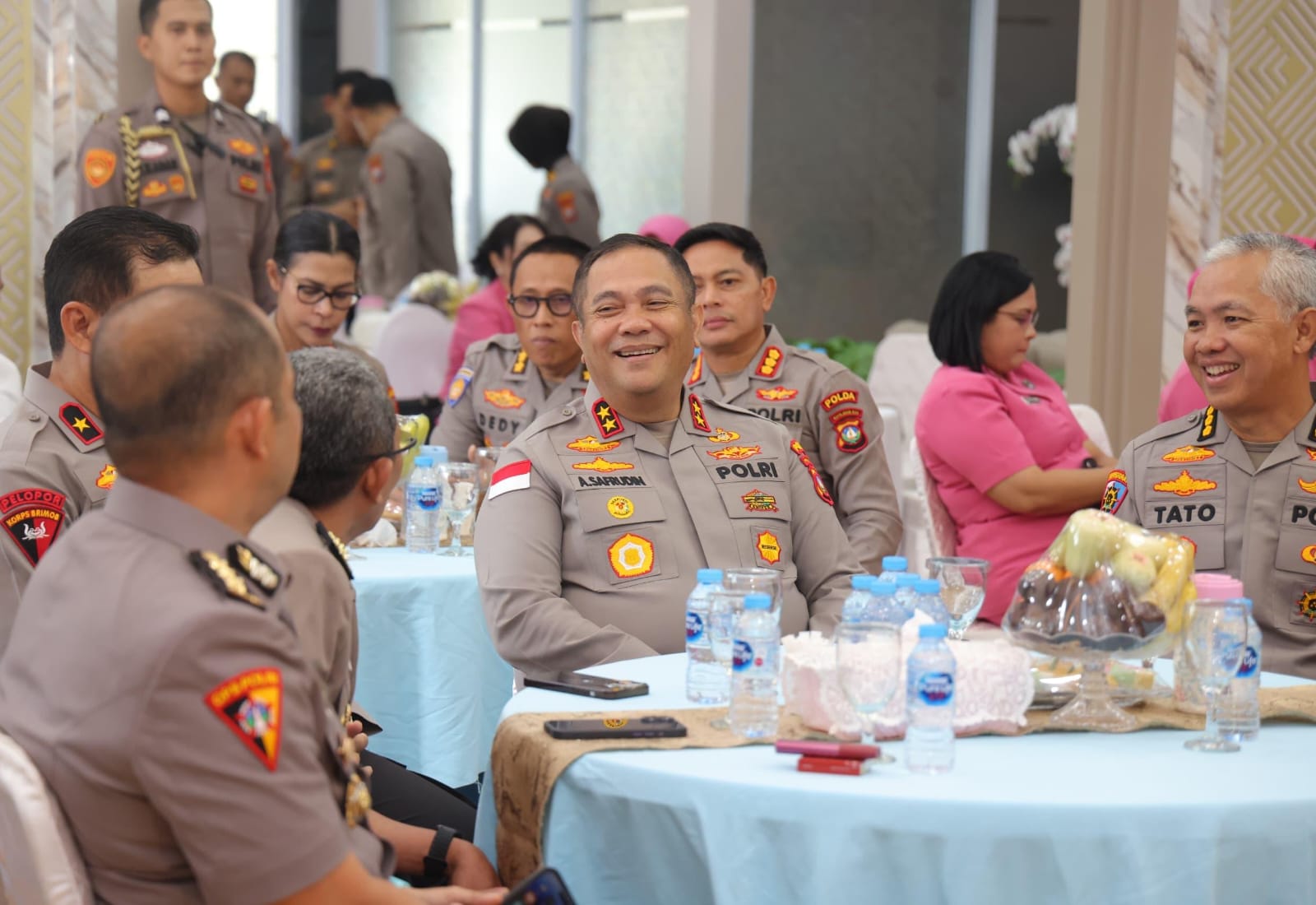 Polda Kepri Gelar Kenal Pamit Pejabat Utama, Perkuat Soliditas dan Pengabdian Kepada Masyarakat