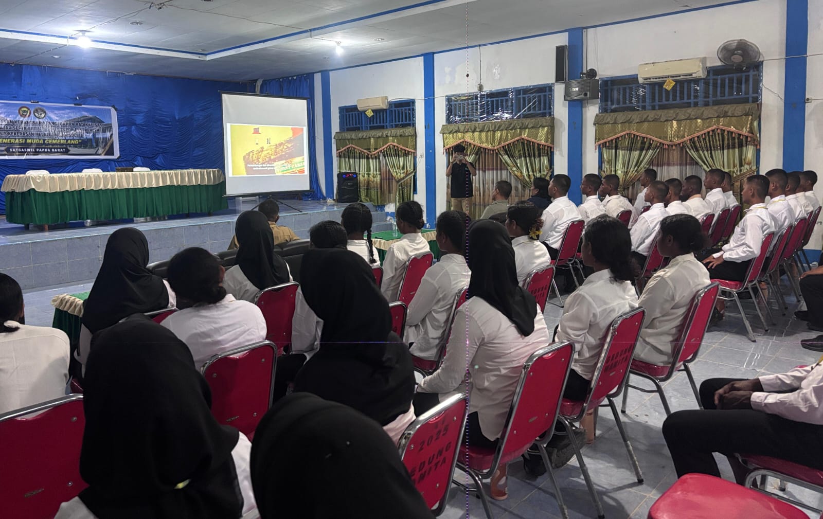 Bentengi Paskibra Raja Ampat dari Radikalisme Digital, Satgaswil Papua Barat Densus 88 Gelar Sosialisasi Kebangsaan