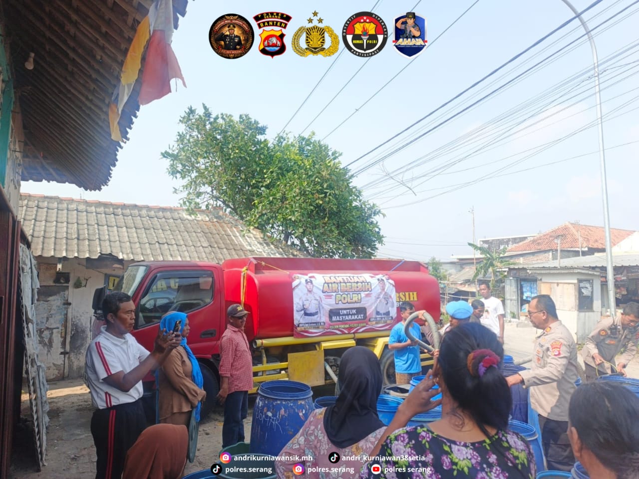 Polres Serang Salurkan 6.000 Liter Air Bersih untuk Warga Desa Domas Terdampak Kekeringan