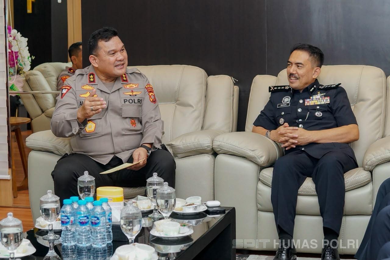 Terima Kunjungan Pesuruhjaya Polis Diraja Malaysia Kontinjen Sarawak, Polda Kalbar Perkuat Sinergi Keamanan Perbatasan