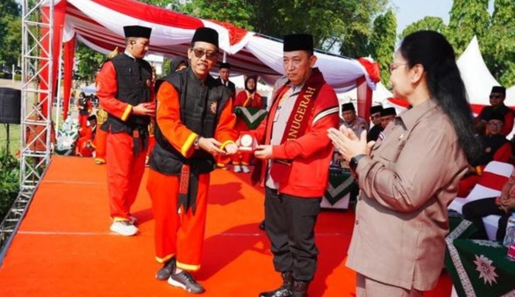 Buka Muktamar XVI Tapak Suci di Semarang, Kapolri dan Wali Kota Semarang Dianugerahi Anggota Kehormatan Tapak Suci