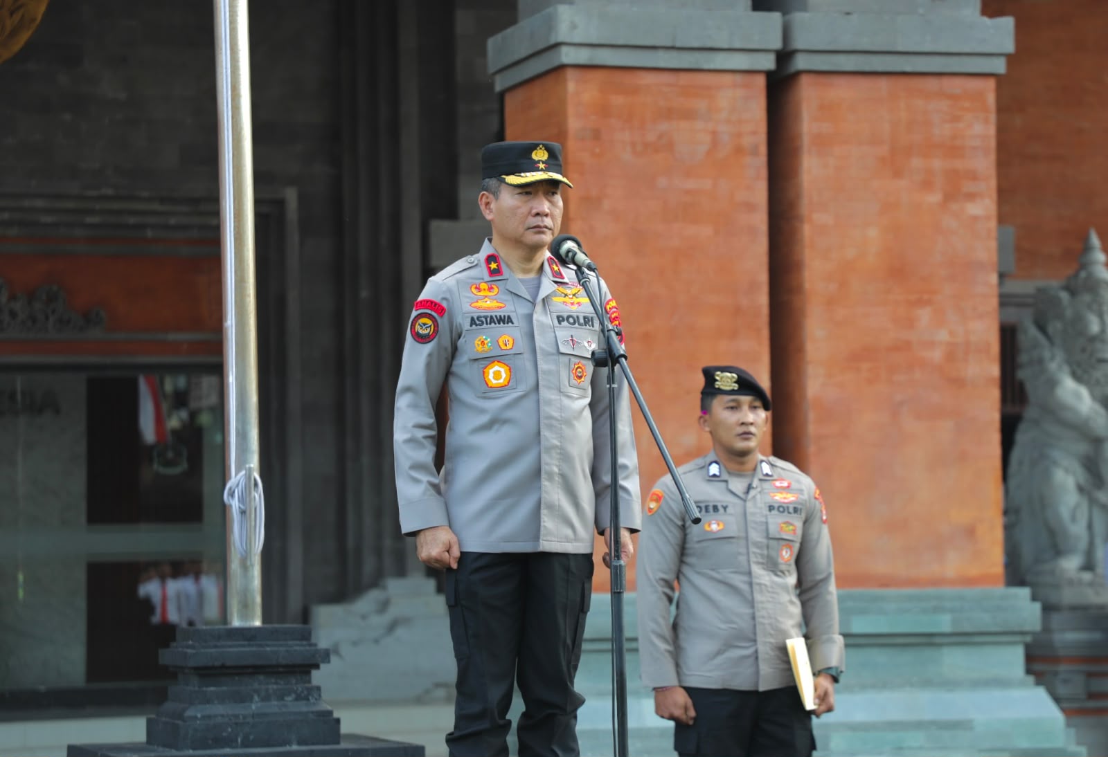 Pimpin Apel Pagi, Wakapolda Bali Tekankan Profesionalisme dan Kesiapsiagaan Personel