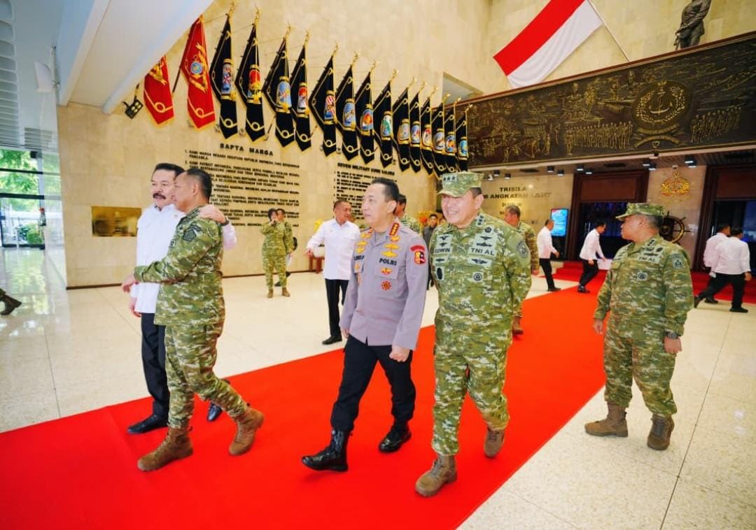 Perkuat Sinergi, Kapolri Hadiri Makan Siang Bersama Menko Polkam dan Pimpinan Lembaga Negara di Cilangkap
