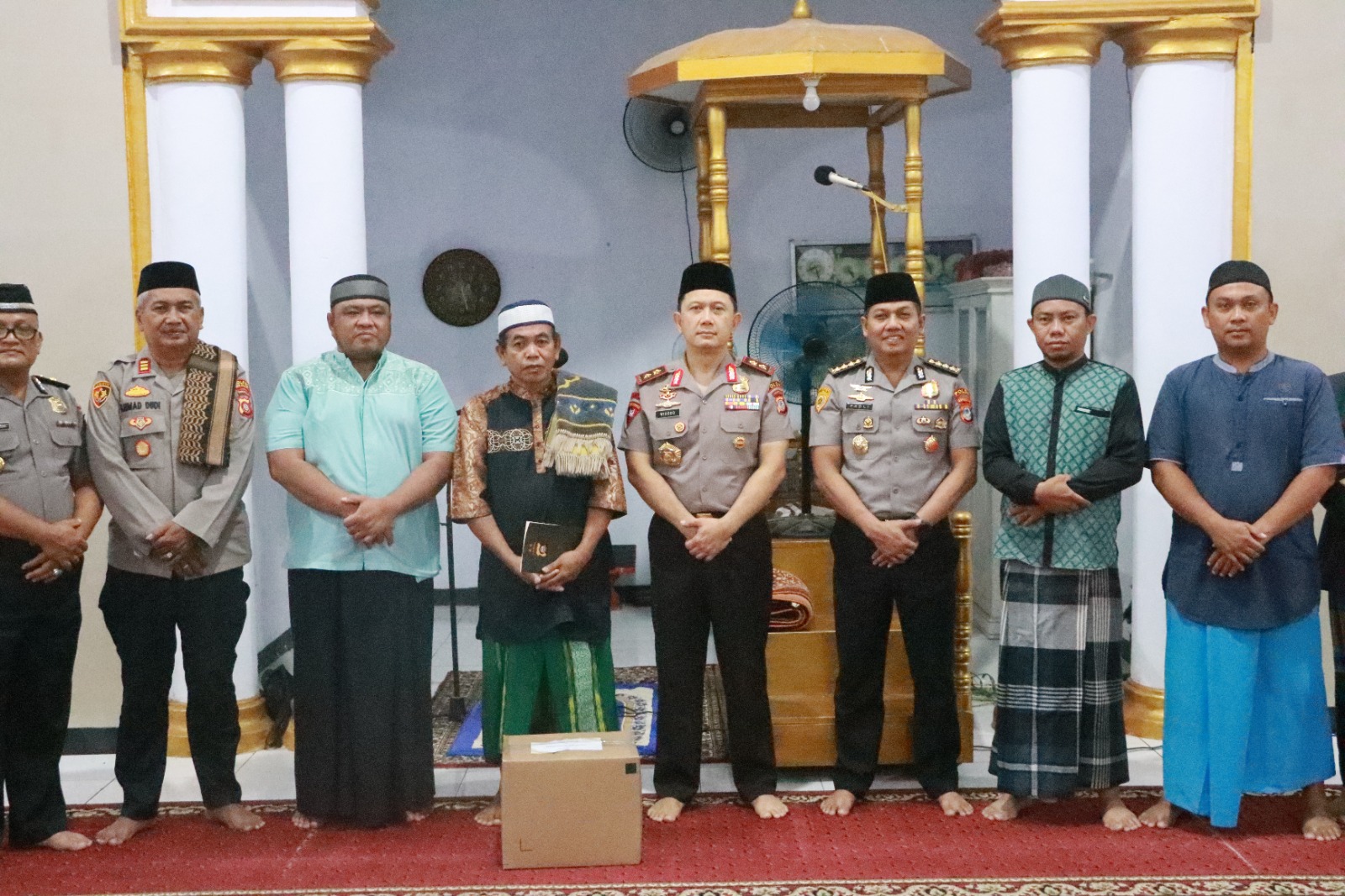 Sentuhan Humanis Kapolda Gorontalo: Sholat Subuh Berjamaah dan Serap Aspirasi Warga