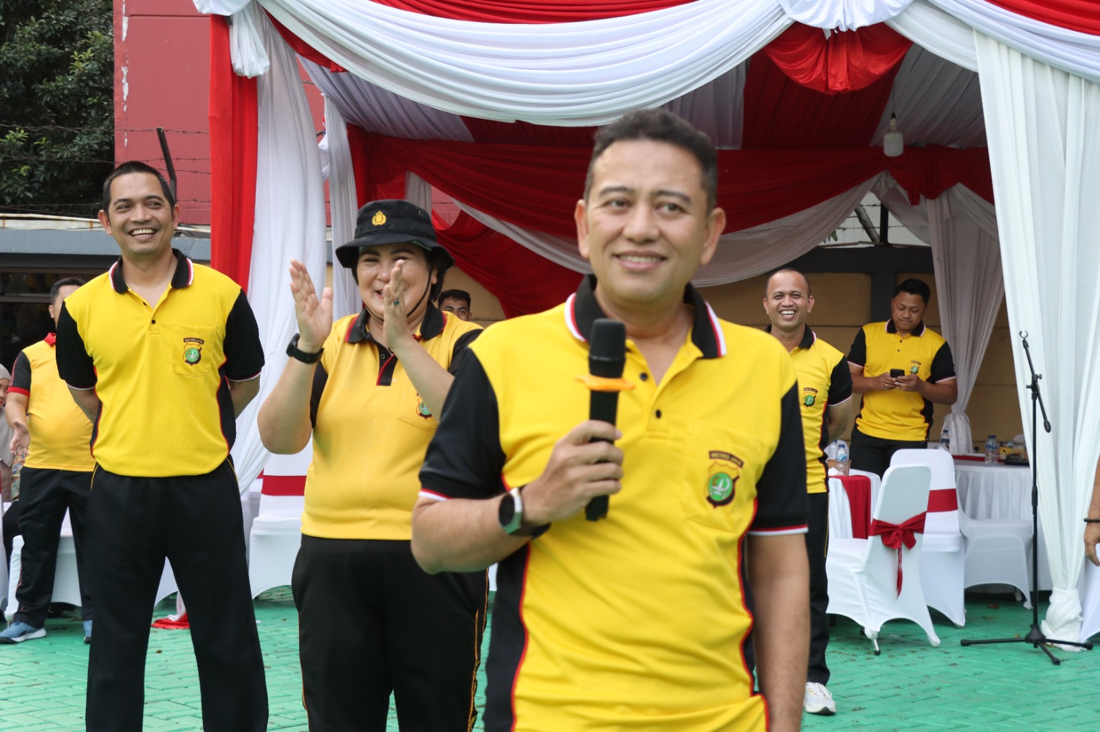 Meriahkan HUT ke-81 RI, Polres Metro Jakbar Gelar Lomba Tradisional dan Festival UMKM