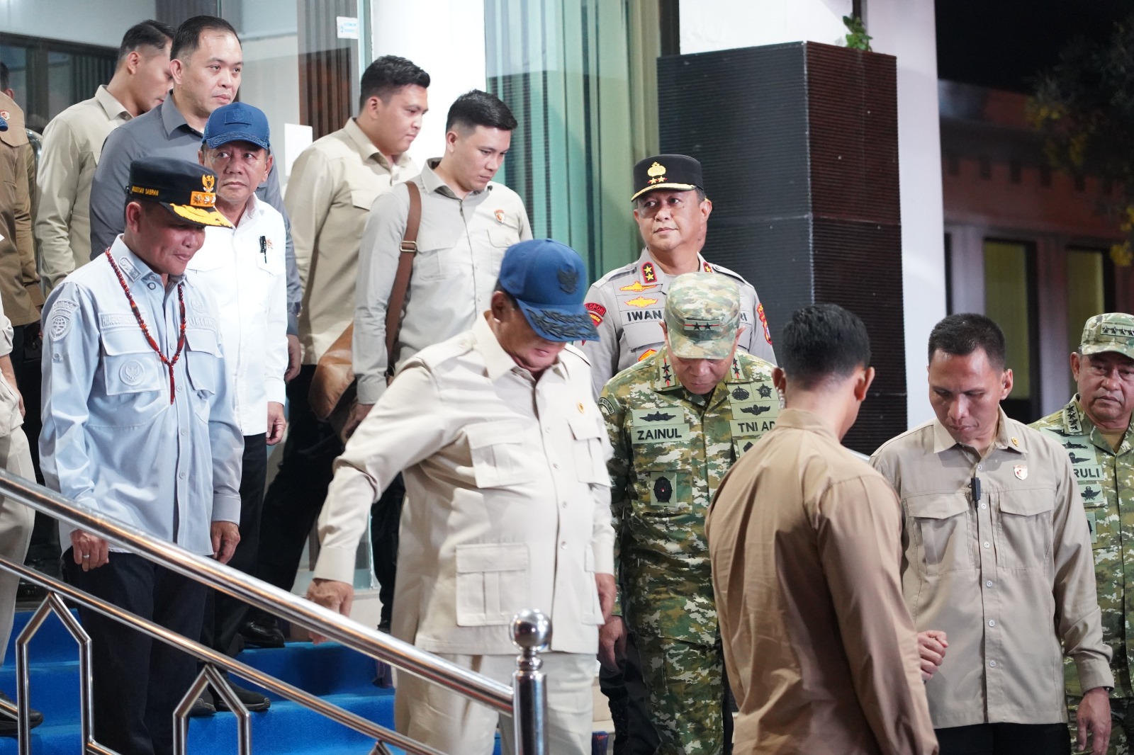 Kapolda Kalteng Bersama Wakapolri dan KASAD Sambut Presiden RI di Palangka Raya