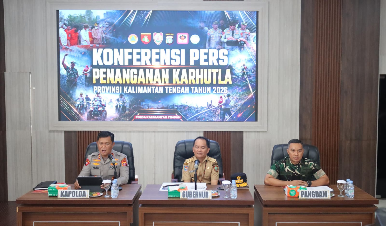 Presiden Prabowo Kirim Bantuan Alat Pemadam, 1000 Flexibel Tank hingga Peralatan Medis ke Kalteng, Percepat Penanganan Karhutla