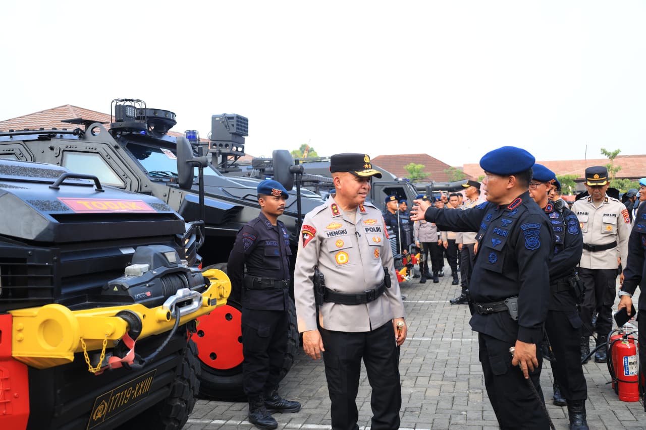 Kapolda Banten Pimpin Apel Gelar Peralatan Satbrimob, Tegaskan Kesiapan Hadapi Situasi Kamtibmas