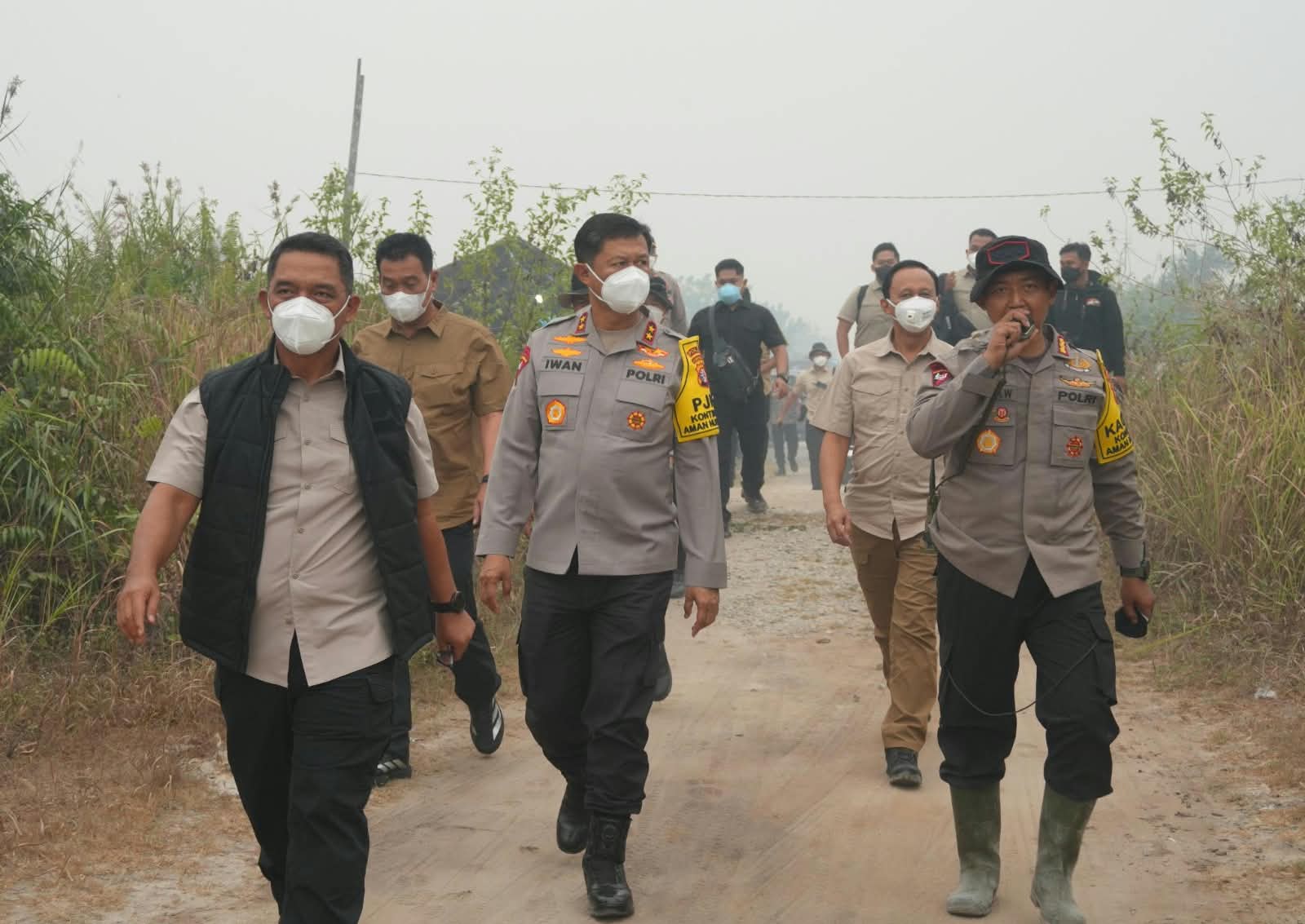 Atasi Karhutla di Lahan Gambut, Kapolda Kalteng Gunakan X-Fire untuk Percepat Pemadaman