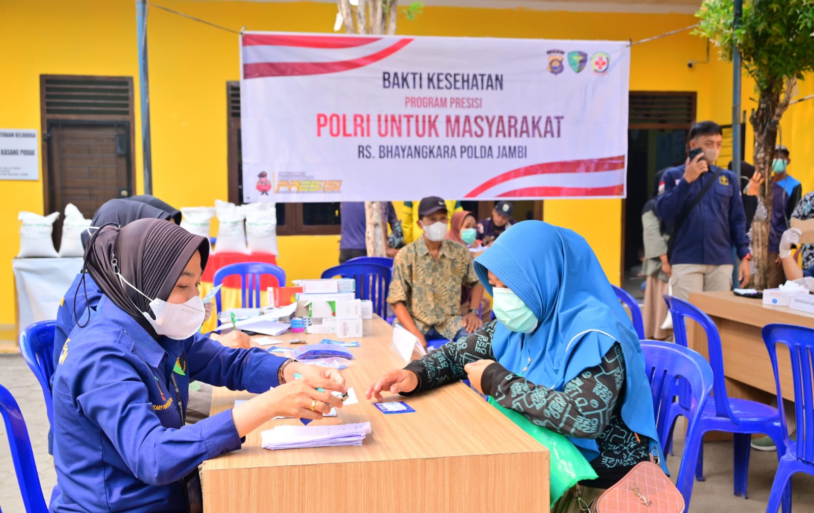 Bakti Kesehatan Presisi Polri, Polda Jambi Hadirkan Layanan Kesehatan Gratis bagi Warga Kasang Pudak