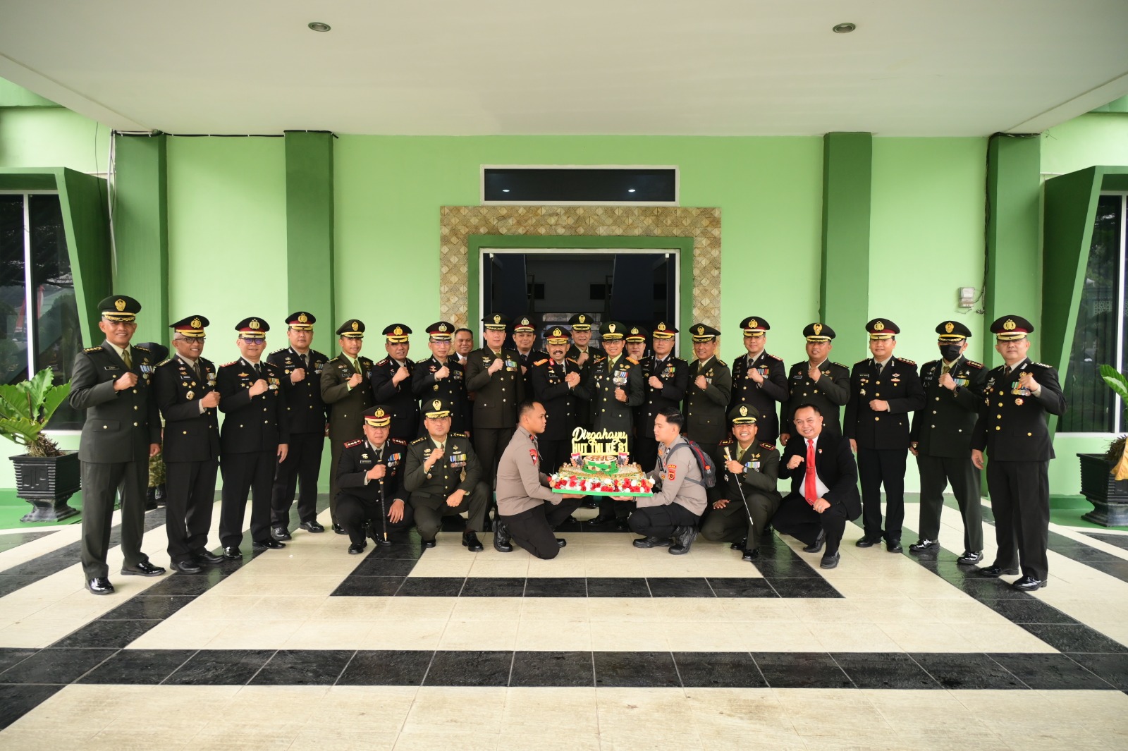 HUT TNI ke-81, TNI-Polri di Jambi Perkuat Sinergi Jaga Kedaulatan dan Keamanan