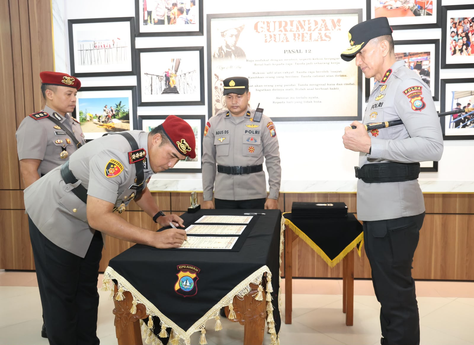 Kapolda Kepri Pimpin Sertijab Sejumlah Pejabat Utama Polda Kepri