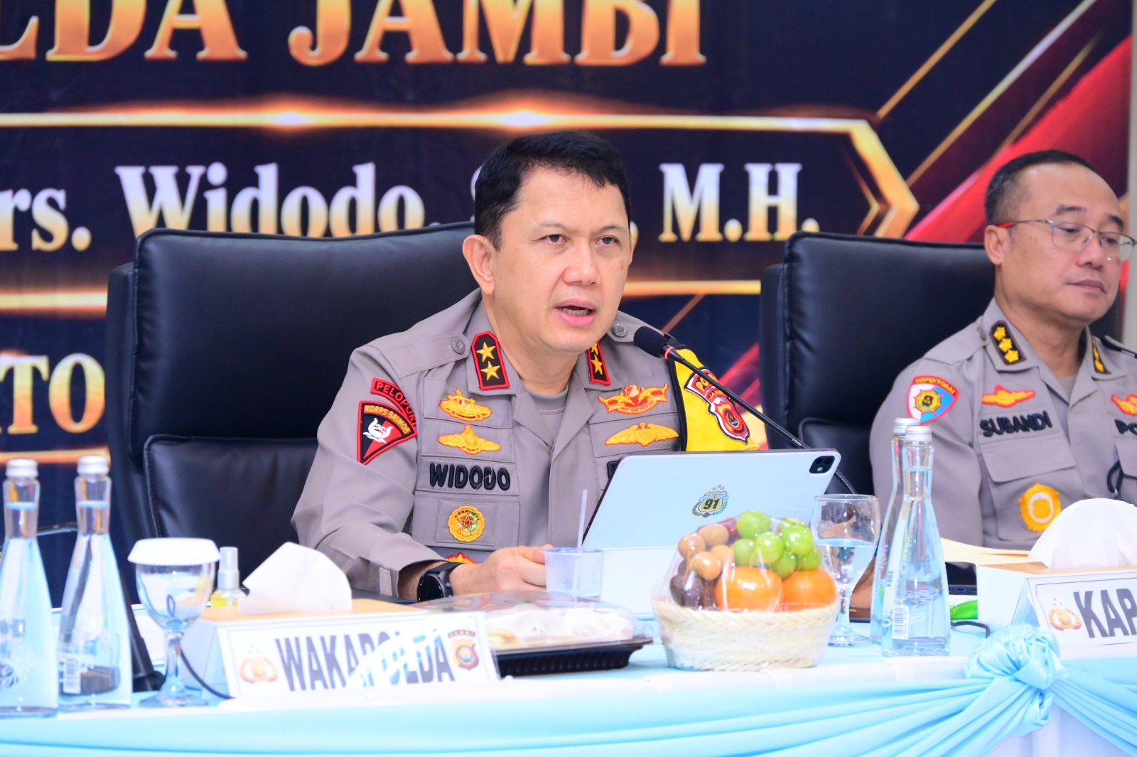 Kapolda Jambi Sampaikan Commander Wish, Tekankan Pelayanan Publik dan Penegakan Hukum Berkeadilan