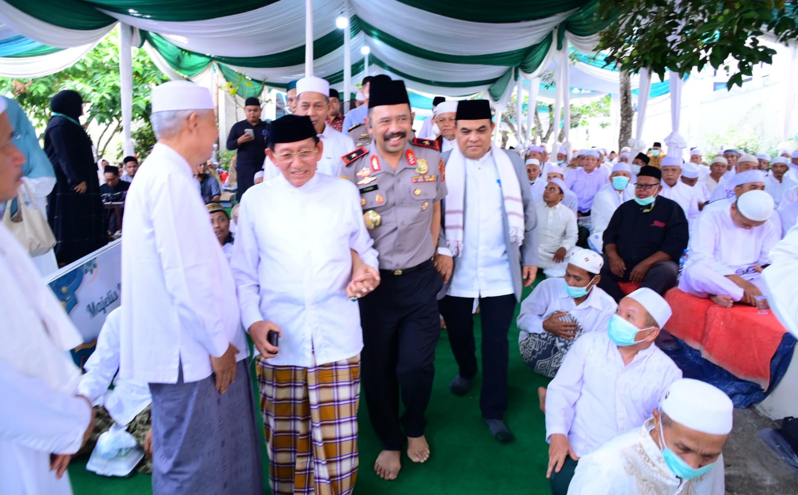 Wakapolda Jambi Hadiri Haul Akbar Syekh Abdul Qodir Al Jailani dan Harlah Majelis Al-Hidayah ke-7