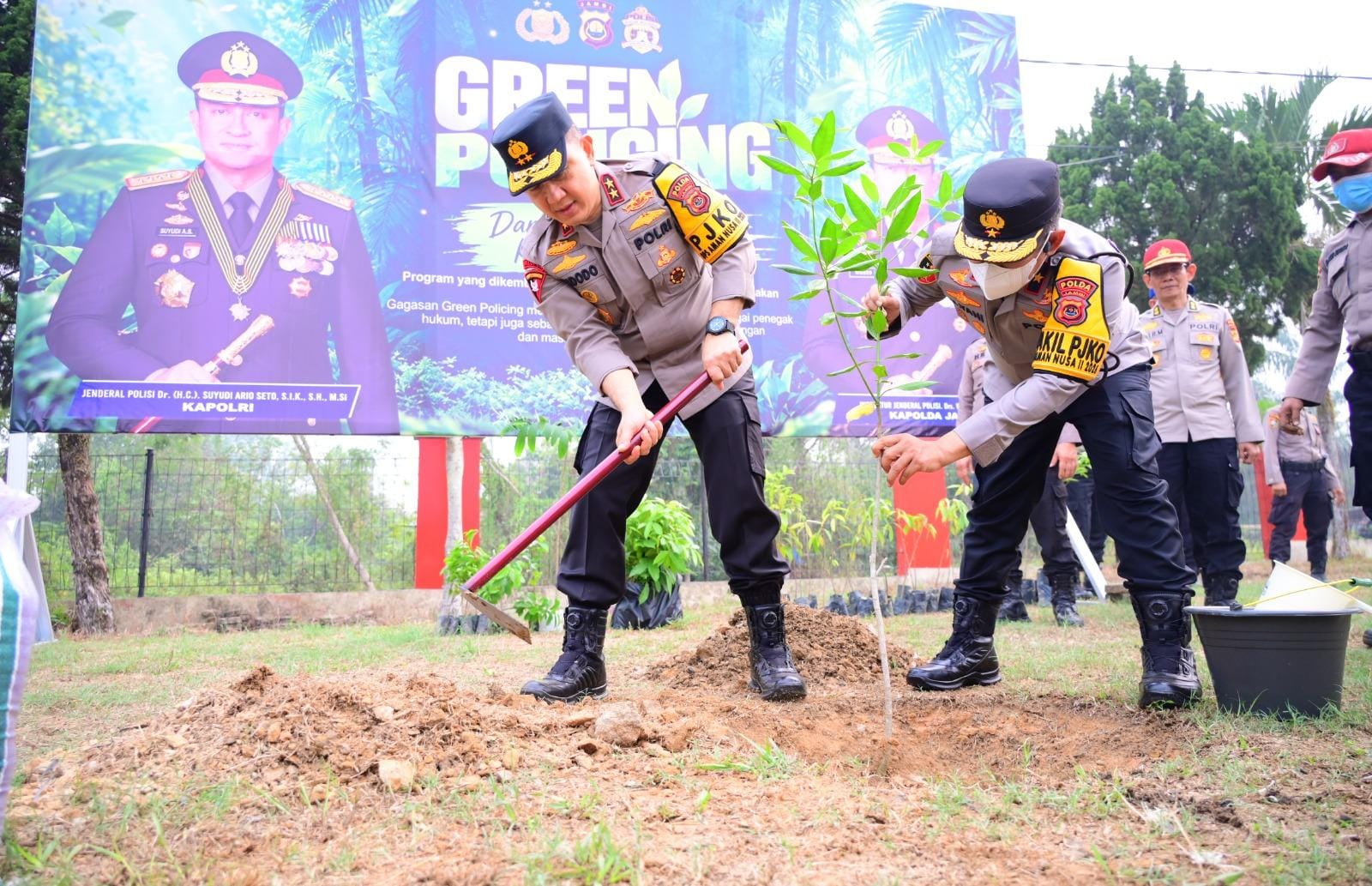 Kapolda Jambi Pimpin Penanaman Pohon di SPN, Wujudkan Komitmen Green Policing dan Pelestarian Lingkungan