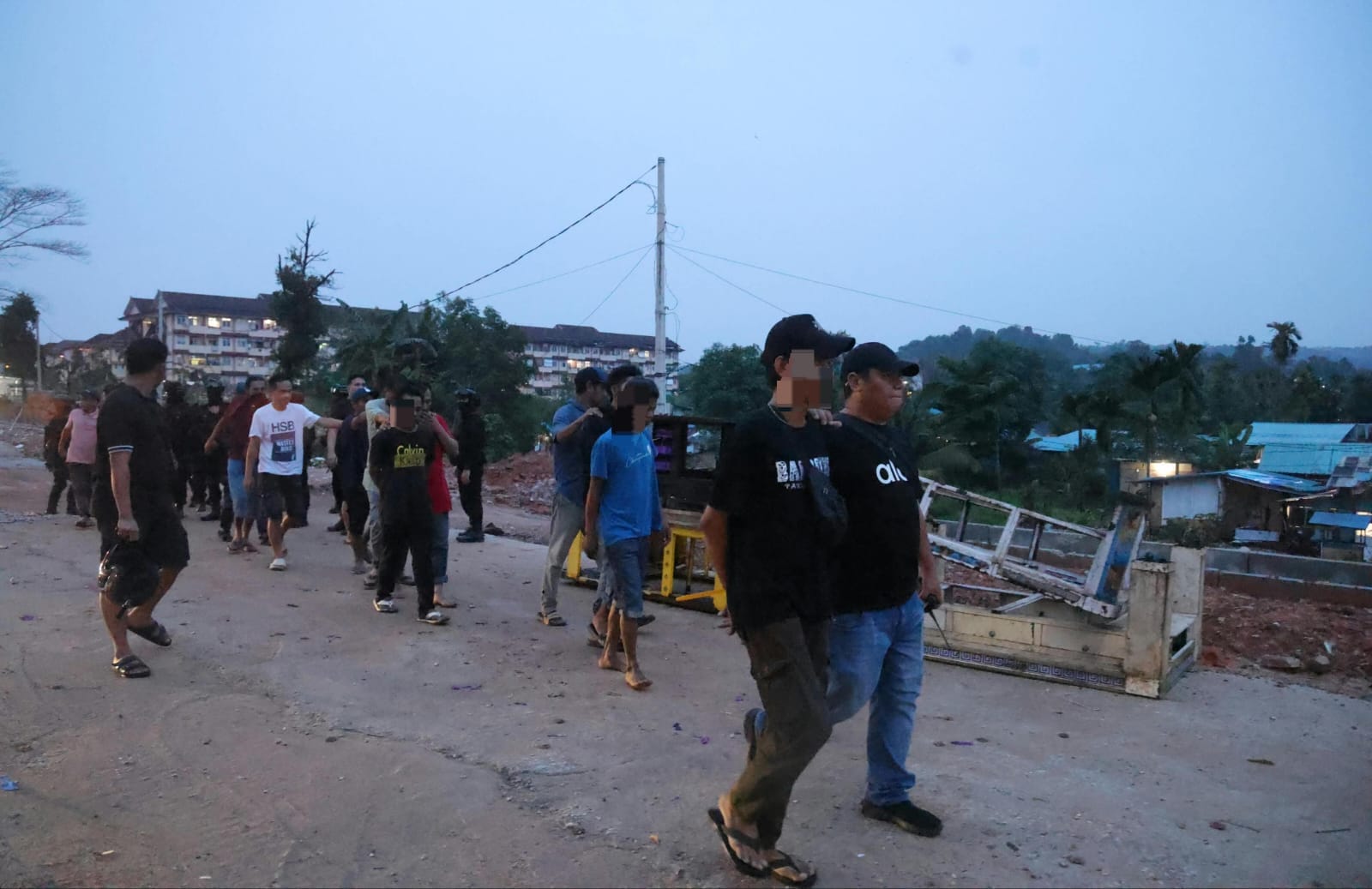 Polda Kepri Amankan 18 Orang dalam Kegiatan Pemulihan Kawasan Peredaran Narkoba di Kampung Madani Batam