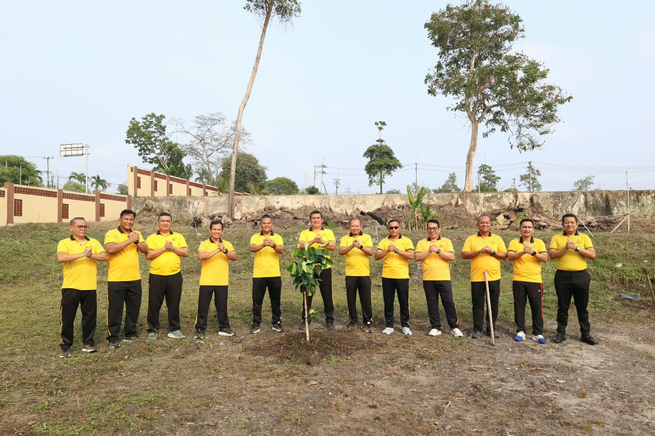 Aksi Green Policing Polda Babel, Jadikan Taman Bhayangkara Sebagai Destinasi Wisata Asri Dan Bermanfaat
