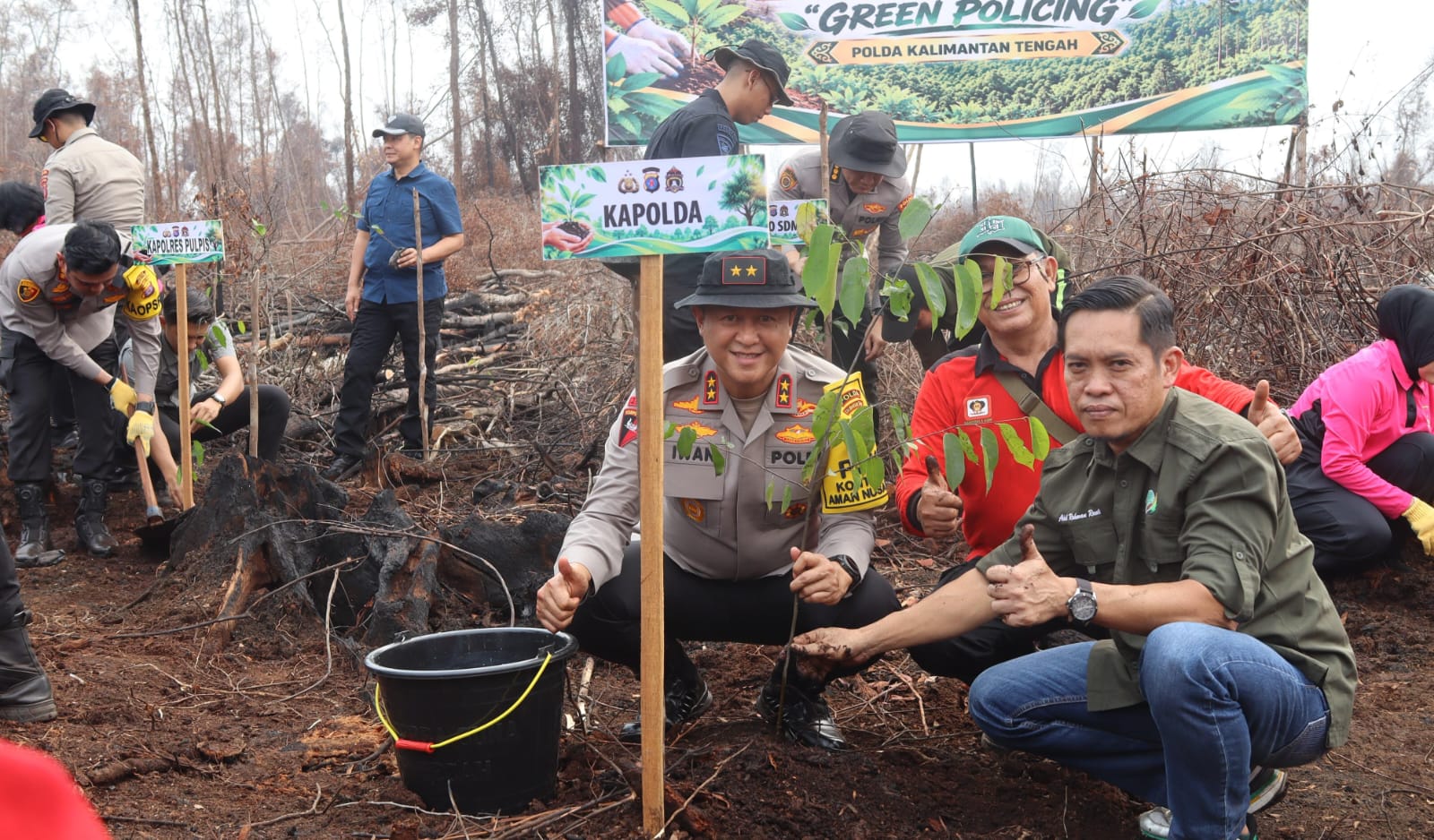 Kapolda Kalteng bersama Bhayangkari Tanam 1000 Pohon Belangiran, Wujudkan Green Policing Lahan Bekas Karhutla Tumbang Nusa
